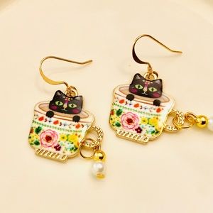 Kitty in a Teacup Earrings - Cat Lover Black Cat